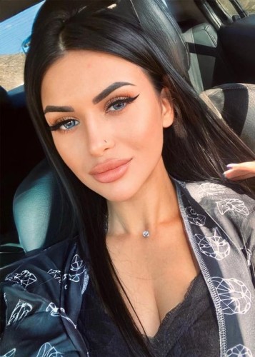 Лейла, Г. Сухиничи