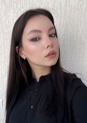 Лина, Г. Сухиничи